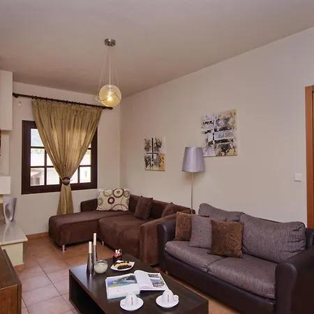 Enalion Aparthotel