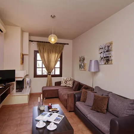 Enalion Aparthotel 2*