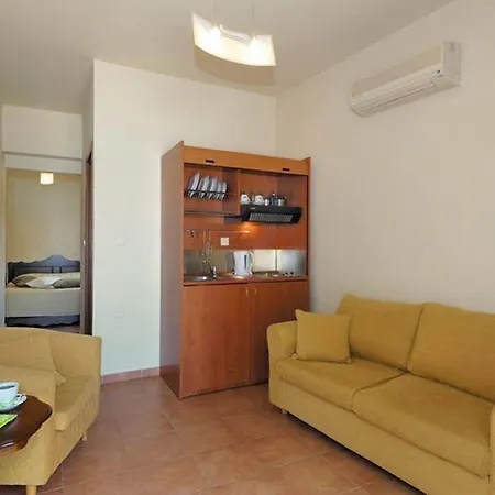 Enalion Aparthotel