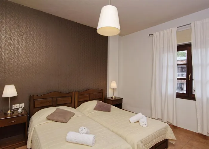 Aparthotel Enalion 2*