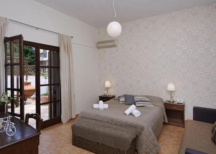 Enalion Aparthotel Kala Nera