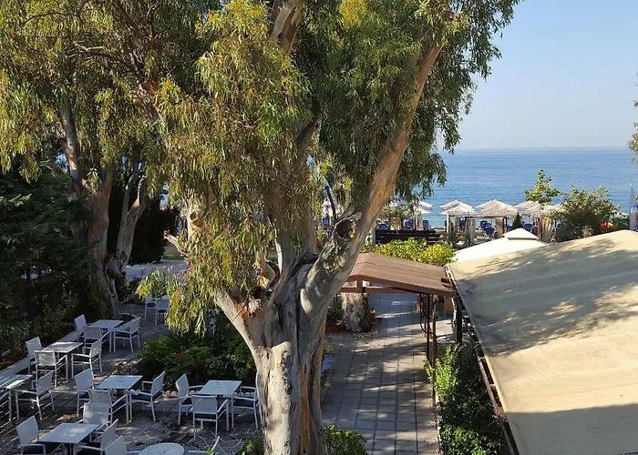 Aparthotel Enalion 2*