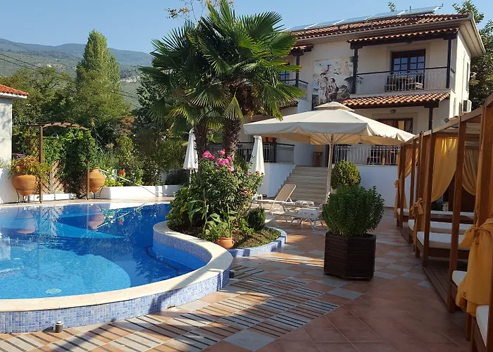 Enalion Aparthotel Kala Nera