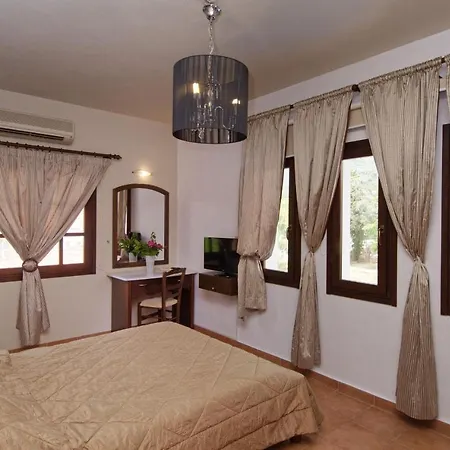 Enalion Lejlighedshotel Kala Nera