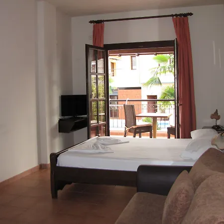Enalion Aparthotel Kala Nera